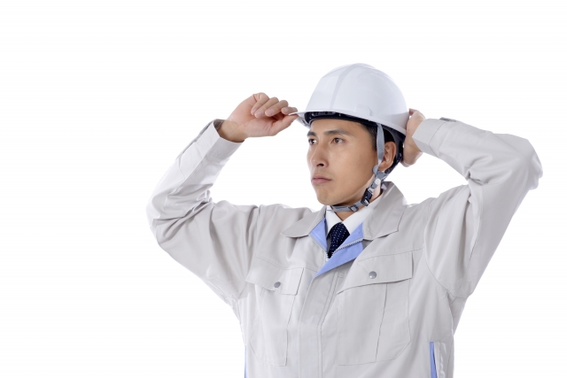 job-factory05 ヘルメット男性